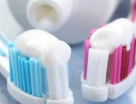 10 лучших зубных паст для чувствительных зубов