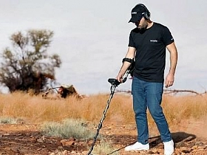 Лучший бюджетный металлоискатель для начинающих - Garrett, Fisher или Minelab?