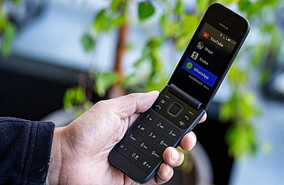 Лучший кнопочный телефон-раскладушка 2022 г — Panasonic, BQ или Alcatel?
