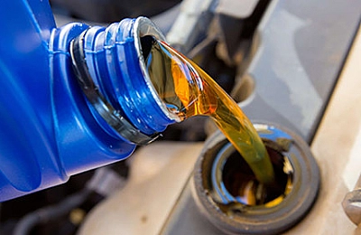 Лучшее полусинтетическое моторное масло – Liqui Moly, Shell или Лукойл?