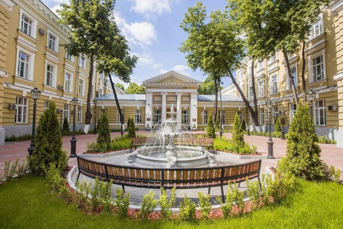 НИИ урологии им. Лопаткина на 3-ей Парковой улице
